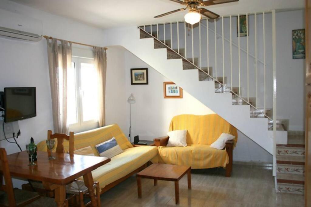 El Tracho Townhouse El Campello Villa Luaran gambar