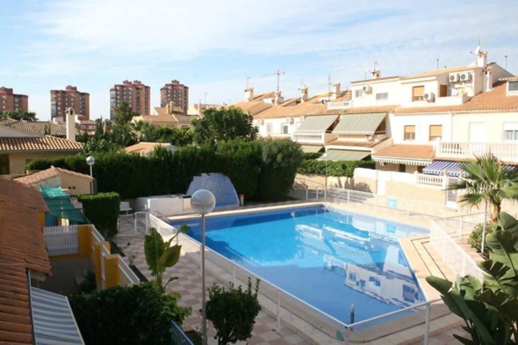 El Tracho Townhouse El Campello Villa Luaran gambar